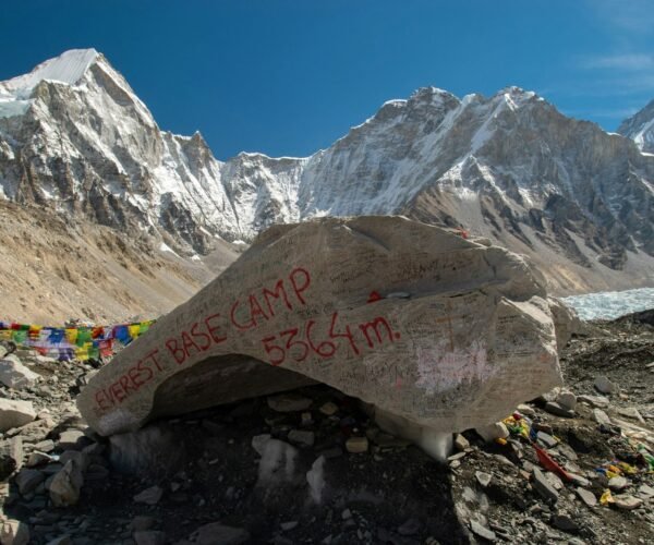 Everest Base Camp or Langtang Valley? – American Travel Blogger